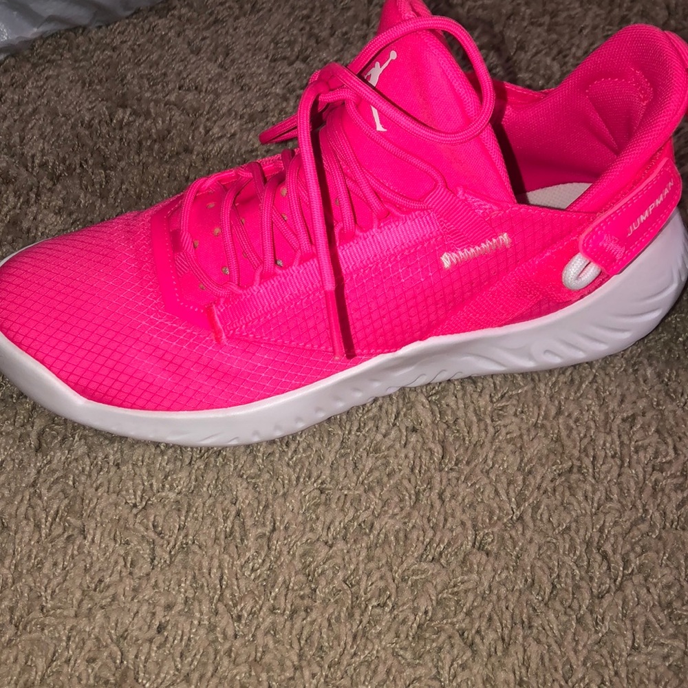 AIR JORDANS